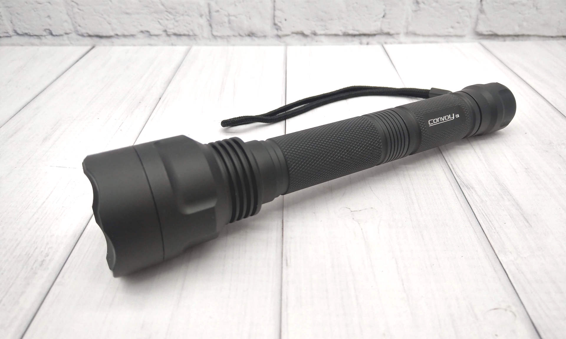 Фонарь ультрафиолетовый Convoy С8(диод LG UV365)