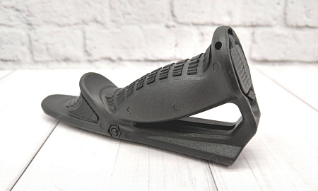 Тактическая упор-рукоять на Weaver