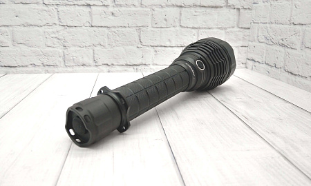 Фонарь Convoy L6 (CREE XHP70.2 N2-3A, 4250 Лм)